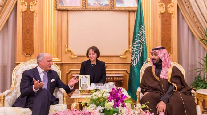 Его Высочество заместитель наследного принца встретился с министром иностранных дел Франции и обсудил с ним развитие обстановки в регионе Среднего Востока