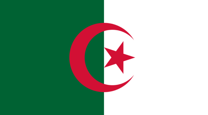 Премьер-министр республики Алжир прибыл в Эр-Рияд с официальным визитом