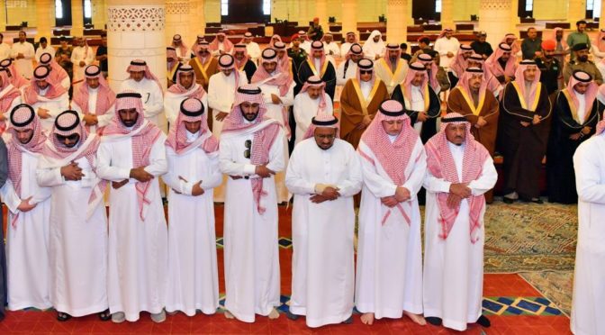 Губернатор провинции Эр-Рияд провёл похоронную молитву по Его Королевскому Высочеству принцу Фейсалу бин Фахду бин Мухаммаду бин Абдулазизу